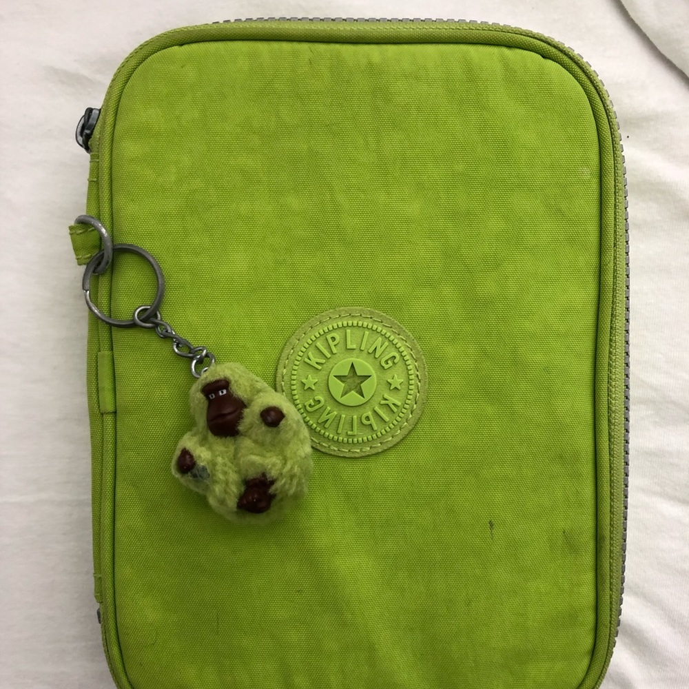 Kipling 100 pens case lime green